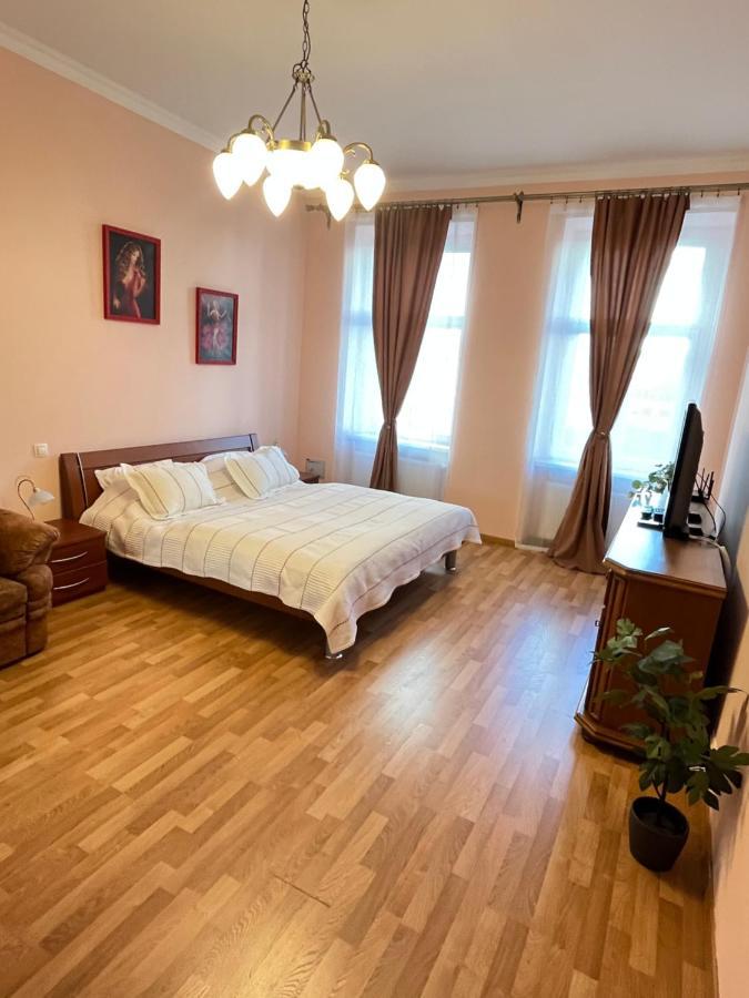 Apartment Colonnade Carlsbad Κάρλοβι Βάρι Εξωτερικό φωτογραφία