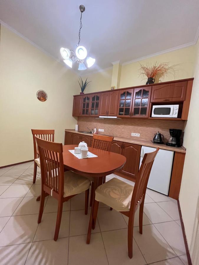 Apartment Colonnade Carlsbad Κάρλοβι Βάρι Εξωτερικό φωτογραφία