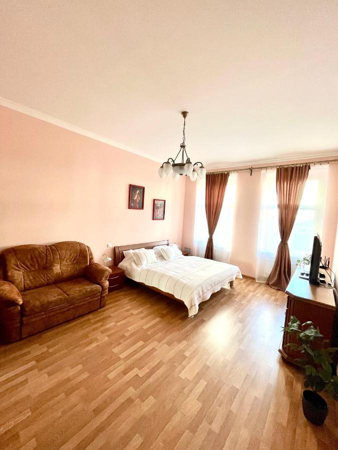 Apartment Colonnade Carlsbad Κάρλοβι Βάρι Εξωτερικό φωτογραφία